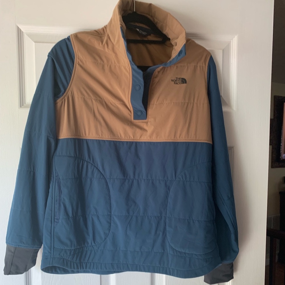 Tan + Blue NF mountain women’s pullover